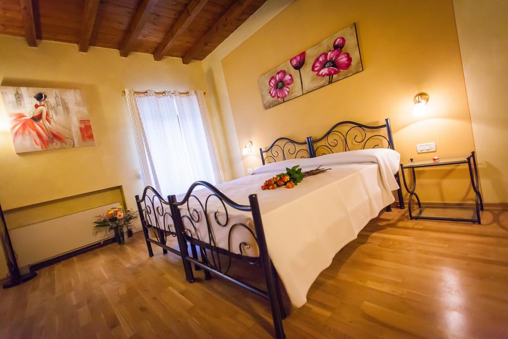 Hotel Alla Corte Dei Bicchi Cavriana Oda fotoğraf